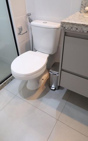 Apartamento para alugar com 68m², 2 quartos e 2 vagasBanheiro do Quarto 1