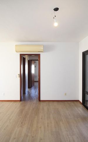 Apartamento para alugar com 140m², 3 quartos e 2 vagasSala