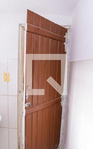 Casa à venda com 200m², 6 quartos e 8 vagas Casa à venda com 200m², 6 quartos e 8 vagasBanheiro