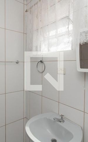 Casa à venda com 200m², 6 quartos e 8 vagas Casa à venda com 200m², 6 quartos e 8 vagasBanheiro