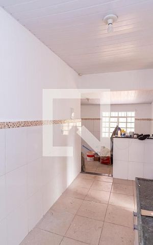 Casa à venda com 200m², 6 quartos e 8 vagas Casa à venda com 200m², 6 quartos e 8 vagasCozinha