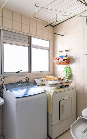 Apartamento à venda com 115m², 3 quartos e 2 vagas Apartamento à venda com 115m², 3 quartos e 2 vagasÁrea de Serviço