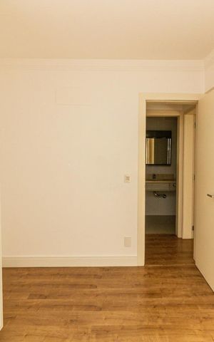 Apartamento para alugar com 117m², 3 quartos e 3 vagas Apartamento para alugar com 117m², 3 quartos e 3 vagasQuarto 2