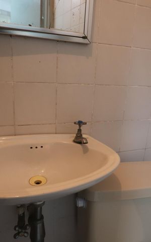 Casa à venda com 271m², 3 quartos e 2 vagasBanheiro da Edícula 1