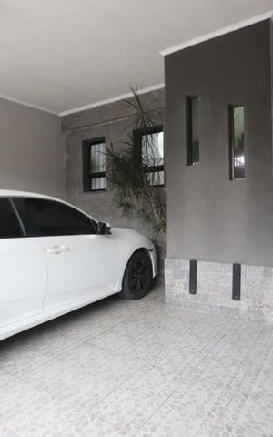 Casa à venda com 271m², 3 quartos e 2 vagasGaragem