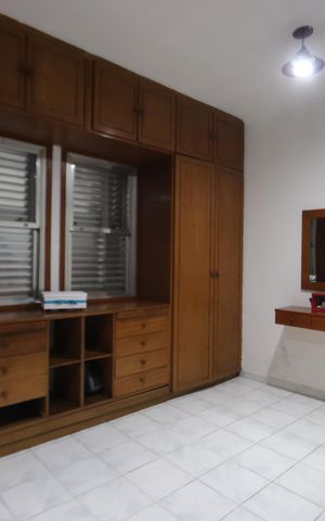 Casa à venda com 271m², 3 quartos e 2 vagasQuartos 2 e 3