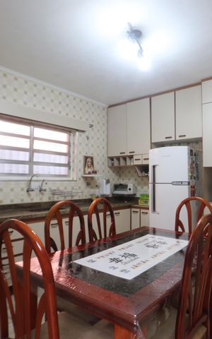 Casa à venda com 271m², 3 quartos e 2 vagasCozinha