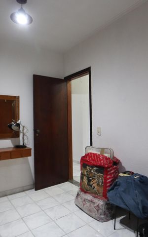 Casa à venda com 271m², 3 quartos e 2 vagasQuartos 2 e 3