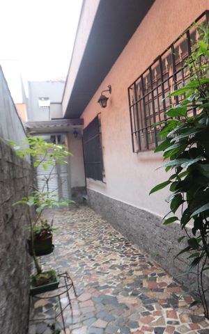 Casa à venda com 271m², 3 quartos e 2 vagasQuintal
