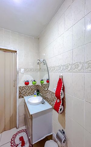 Casa à venda com 254m², 3 quartos e 1 vagaBanheiro