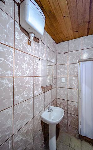 Casa à venda com 254m², 3 quartos e 1 vagaBanheiro da casa 2