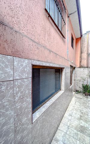 Casa à venda com 254m², 3 quartos e 1 vagaÁrea externa