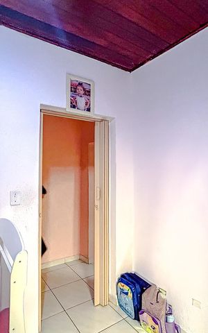 Casa à venda com 254m², 3 quartos e 1 vagaQuarto 2