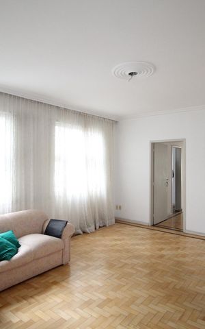 Apartamento para alugar com 110m², 3 quartos e sem vagaSala