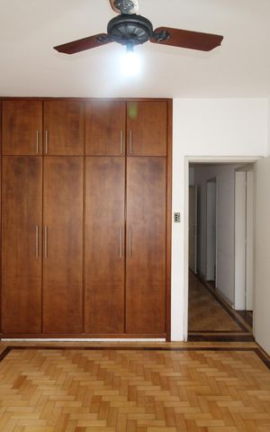 Apartamento para alugar com 110m², 3 quartos e sem vagaQuarto 2