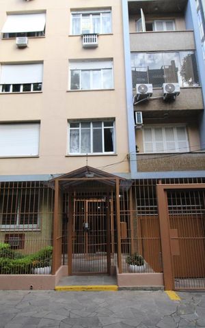 Apartamento para alugar com 110m², 3 quartos e sem vagaFachada