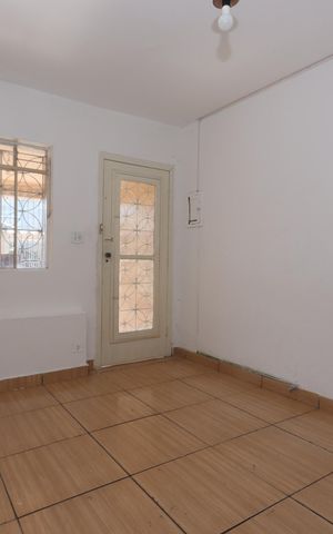 Casa à venda com 70m², 2 quartos e 1 vagaSala