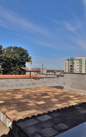 Casa para alugar com 340m², 5 quartos e 4 vagasTerraço