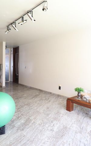 Casa para alugar com 340m², 5 quartos e 4 vagasSala
