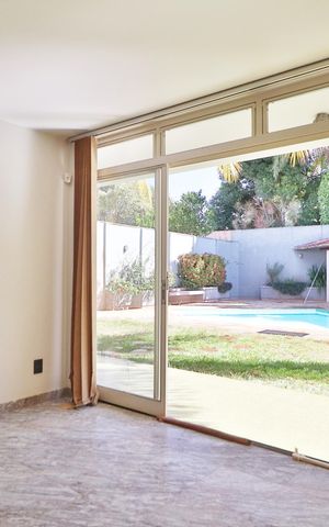 Casa para alugar com 340m², 5 quartos e 4 vagasSala