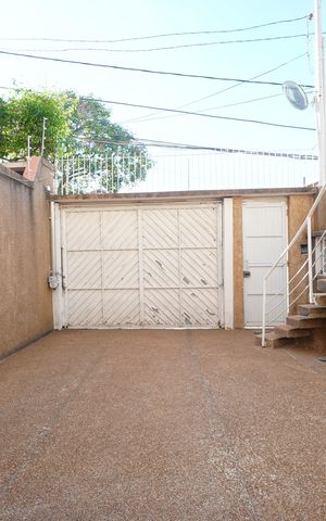Casa para alugar com 400m², 5 quartos e 8 vagasGaragem