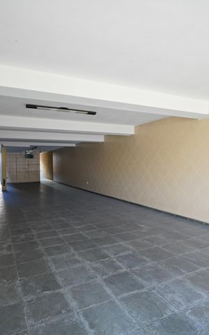Casa para alugar com 400m², 5 quartos e 8 vagasGaragem