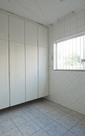 Casa para alugar com 400m², 5 quartos e 8 vagasÁrea de Serviço