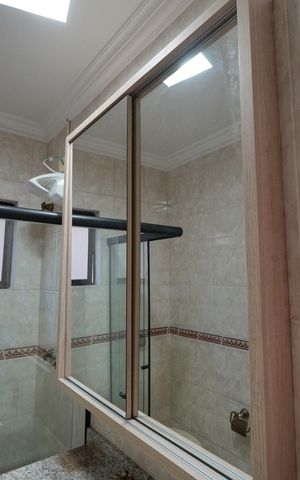 Casa para alugar com 400m², 5 quartos e 8 vagasBanheiro