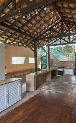 Casa de condomínio à venda com 382m², 4 quartos e 4 vagasÁrea gourmet