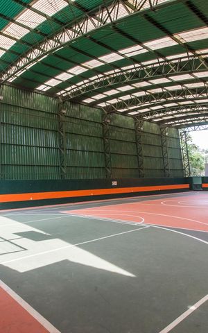 Casa de condomínio à venda com 382m², 4 quartos e 4 vagasQuadra Esportiva