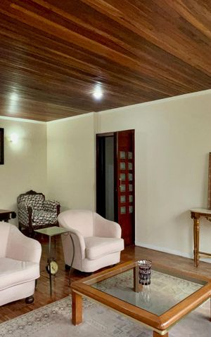 Apartamento à venda com 168m², 2 quartos e 1 vaga Apartamento à venda com 168m², 2 quartos e 1 vagaSala
