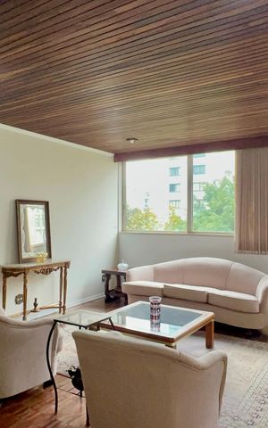 Apartamento à venda com 168m², 2 quartos e 1 vaga Apartamento à venda com 168m², 2 quartos e 1 vagaSala