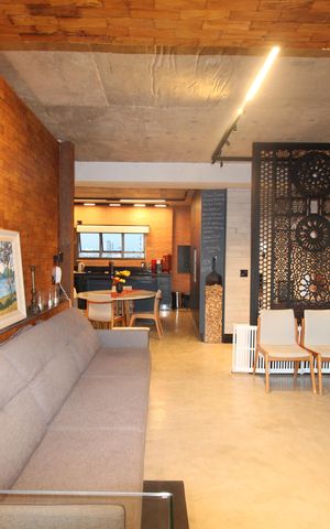 Apartamento à venda com 142m², 3 quartos e 2 vagasSala / Cozinha