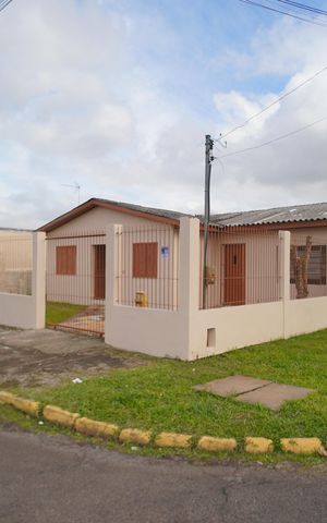 Casa à venda com 106m², 3 quartos e 1 vagaÁrea externa