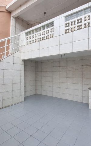 Casa à venda com 125m², 2 quartos e 3 vagas Casa à venda com 125m², 2 quartos e 3 vagasChurrasqueira
