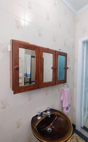 Casa à venda com 180m², 3 quartos e 2 vagas Casa à venda com 180m², 3 quartos e 2 vagasBanheiro