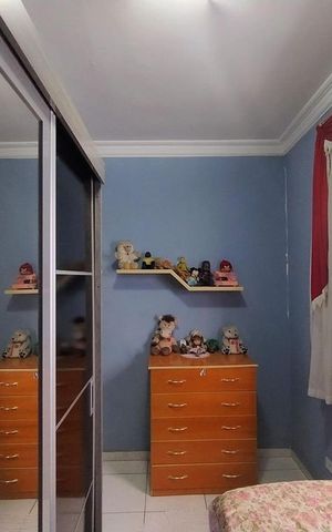 Casa à venda com 180m², 3 quartos e 2 vagas Casa à venda com 180m², 3 quartos e 2 vagasQuarto