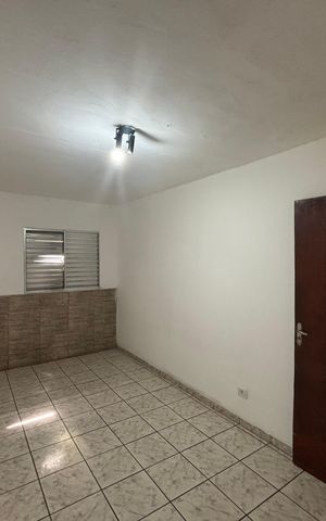 Casa para alugar com 180m², 4 quartos e 5 vagas Casa para alugar com 180m², 4 quartos e 5 vagasQuarto 2
