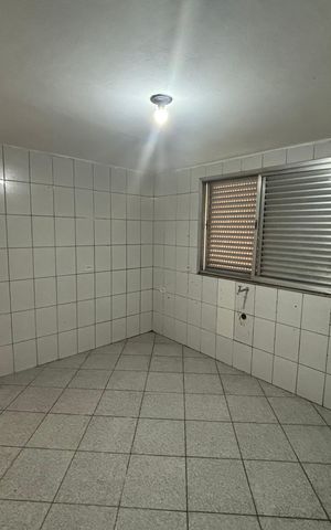 Casa para alugar com 180m², 4 quartos e 5 vagas Casa para alugar com 180m², 4 quartos e 5 vagasCozinha