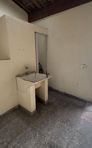 Casa para alugar com 180m², 4 quartos e 5 vagas Casa para alugar com 180m², 4 quartos e 5 vagasÁrea de Serviço