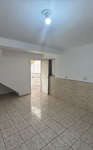 Casa para alugar com 180m², 4 quartos e 5 vagas Casa para alugar com 180m², 4 quartos e 5 vagasQuarto 3