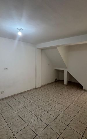 Casa para alugar com 180m², 4 quartos e 5 vagas Casa para alugar com 180m², 4 quartos e 5 vagasQuarto 3