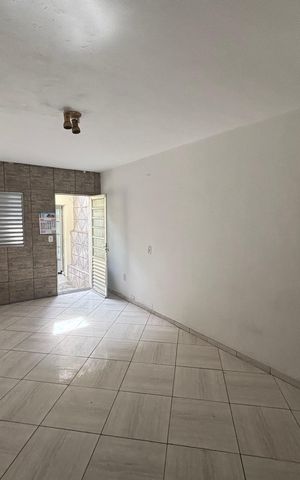 Casa para alugar com 180m², 4 quartos e 5 vagas Casa para alugar com 180m², 4 quartos e 5 vagasSala