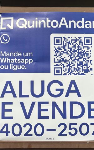Casa para alugar com 180m², 4 quartos e 5 vagas Casa para alugar com 180m², 4 quartos e 5 vagasFachada