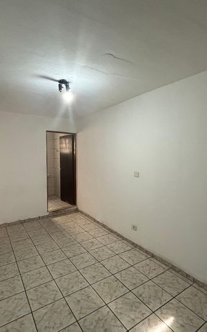 Casa para alugar com 180m², 4 quartos e 5 vagas Casa para alugar com 180m², 4 quartos e 5 vagasQuarto 2