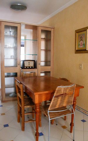 Apartamento à venda com 160m², 4 quartos e 3 vagas Apartamento à venda com 160m², 4 quartos e 3 vagasCopa