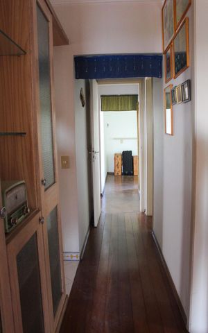 Apartamento à venda com 160m², 4 quartos e 3 vagas Apartamento à venda com 160m², 4 quartos e 3 vagasCorredor