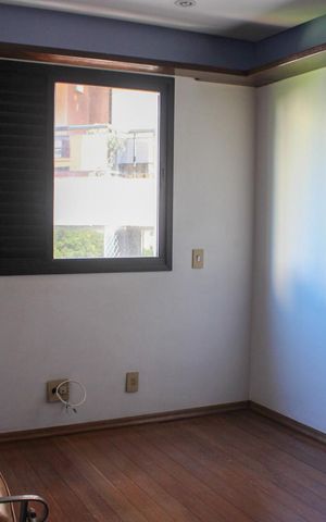 Apartamento à venda com 160m², 4 quartos e 3 vagas Apartamento à venda com 160m², 4 quartos e 3 vagasSuíte 3