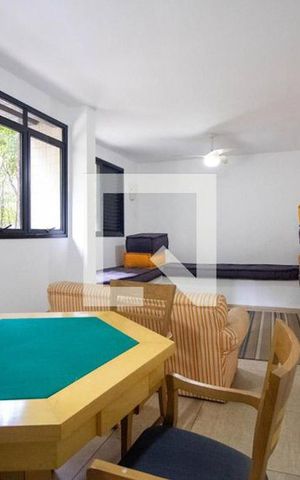 Apartamento à venda com 160m², 4 quartos e 3 vagas Apartamento à venda com 160m², 4 quartos e 3 vagasSalão de jogos