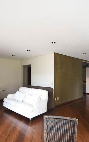 Apartamento à venda com 160m², 4 quartos e 3 vagas Apartamento à venda com 160m², 4 quartos e 3 vagasÁrea comum - Salão de festas